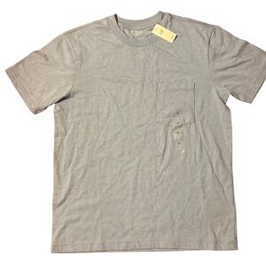 Gap Men’s Everyday Soft Original Pocket Crew Shirt Size Small NEW WITH TAGS